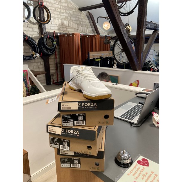 FZ Forza Badmintonsko, Vibe, Hr. hvid