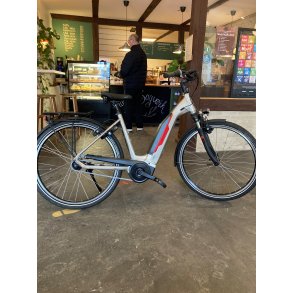 Victoria Tresalo 1, 51 cm